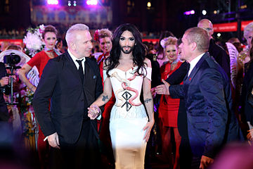 Life Ball 2014 red carpet 115 Conchita Wurst Jean Paul Gaultier Gery Keszler.jpg