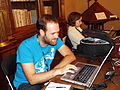 Carlos colaborando en Wiki Editatón Madrid 2014.JPG