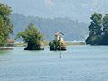 Lake Lucerne - islets.JPG
