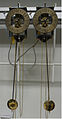 Huygens synchronization of two clocks (Experiment).jpg