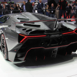 Lamborghini Veneno vs La Ferrari – Are we seeing some new creativity after the recession?